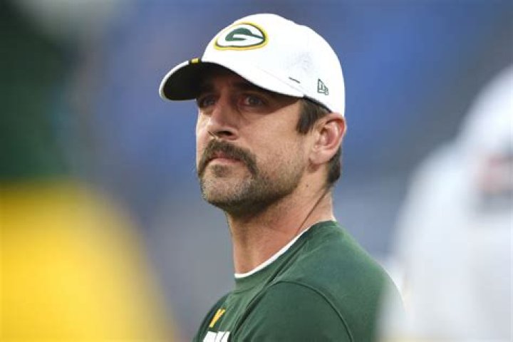 Aaron Rodgers Facial Hair: The Ultimate Guide to His Beard Journey