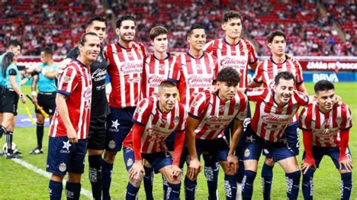 Chivas vs Atlas: The Ultimate Rivalry in Mexican Soccer