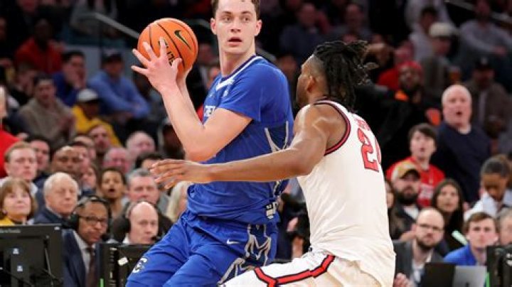 Come On, Let's Dive Into the Thrilling Creighton vs Louisville Matchup