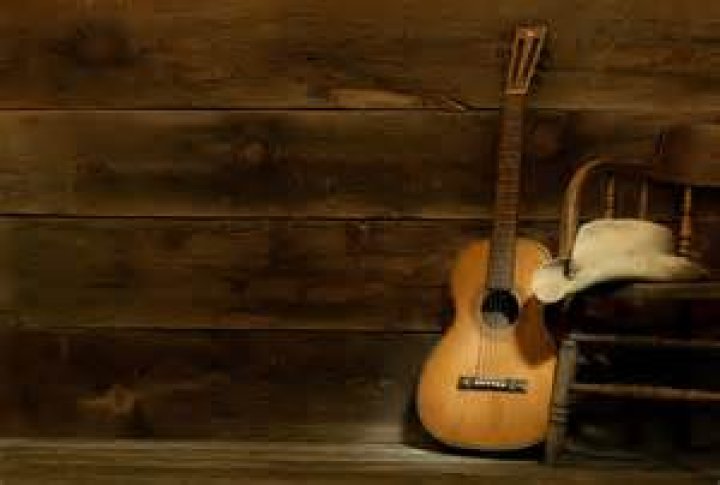 Country Music Legend Set to Play Last Show of Career in May