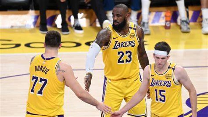 Denver Nuggets vs Lakers: The Epic Showdown Everyone's Talking About