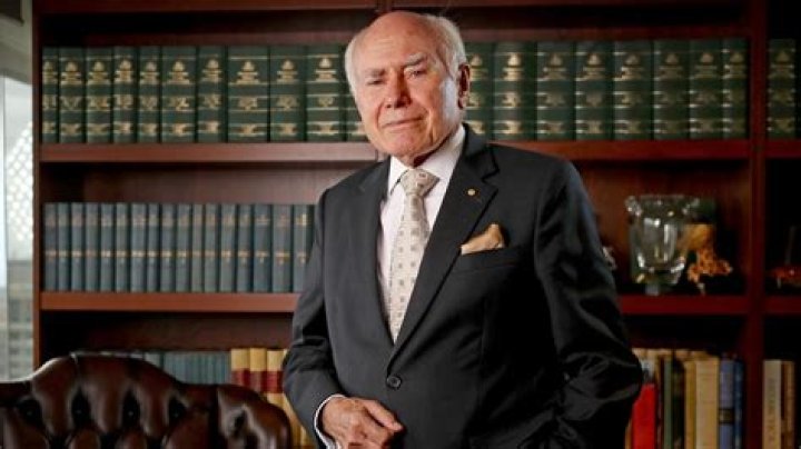 Dr Douglas Howard Net Worth: The Fascinating Journey of Success and Influence