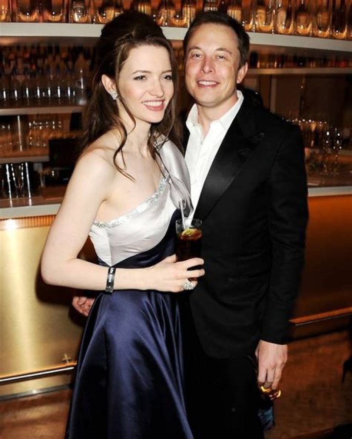 Elon Musk's First Ex-Wife Opens Up About Life in the Spotlight: &ldquo;I Sucked at Being His Trophy Wife&rdquo;