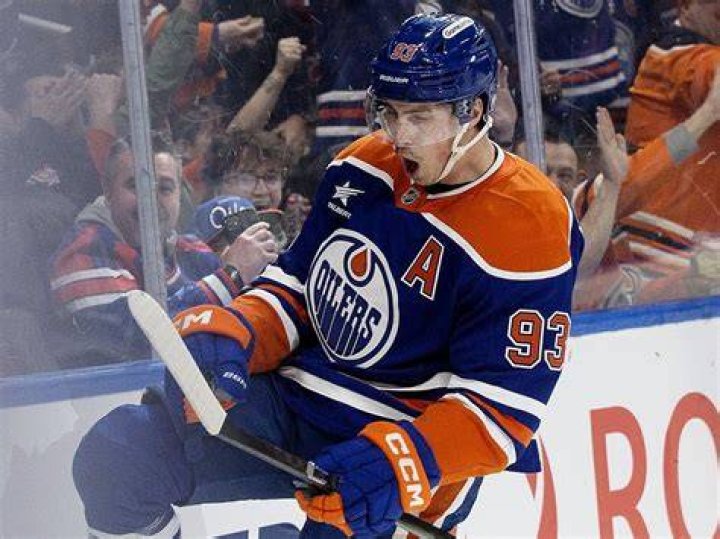 Everything Clicks for Oilers in Lopsided Win Over Utah
