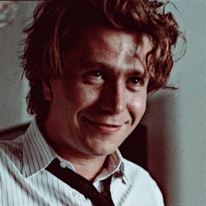 Exploring the Early Career of Young Gary Oldman: A Journey to Stardom