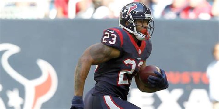 Houston Texans Secure Future with Star Player: $35.6M Deal Extends Hunter's Legacy