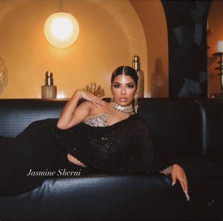 Jasmin Sherni: The Rising Star in the Spotlight