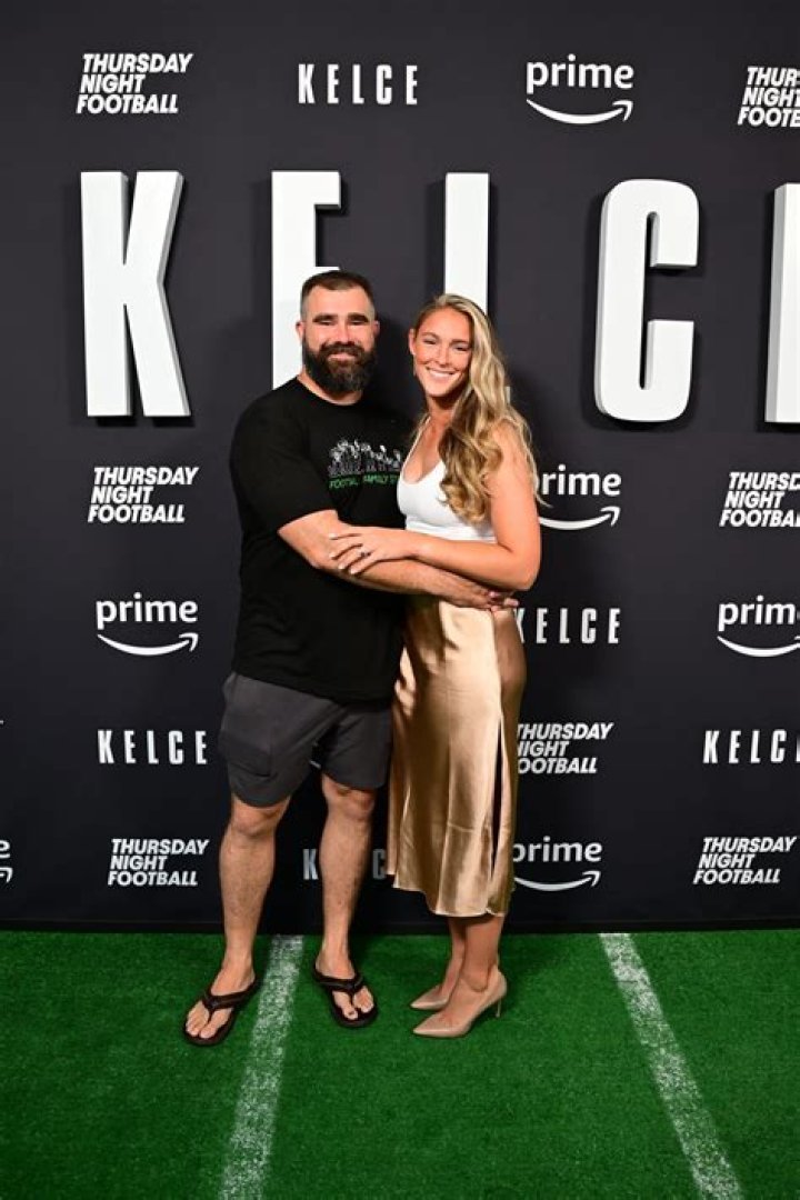 Kylie Kelce Measurements: A Comprehensive Guide to Her Stunnin' Stats
