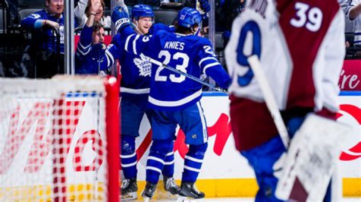Maple Leafs Make Lucky Bounce Count in Win Against Avalanche