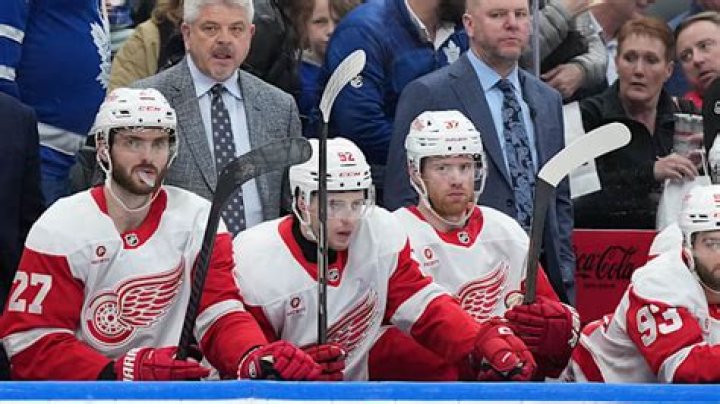 Red Wings Collapse in Third Period: A Night to Forget in Washington