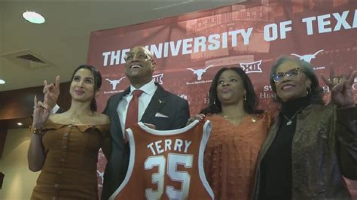 Report Reveals Texas' Plans for Rodney Terry After First Four Loss to Xavier