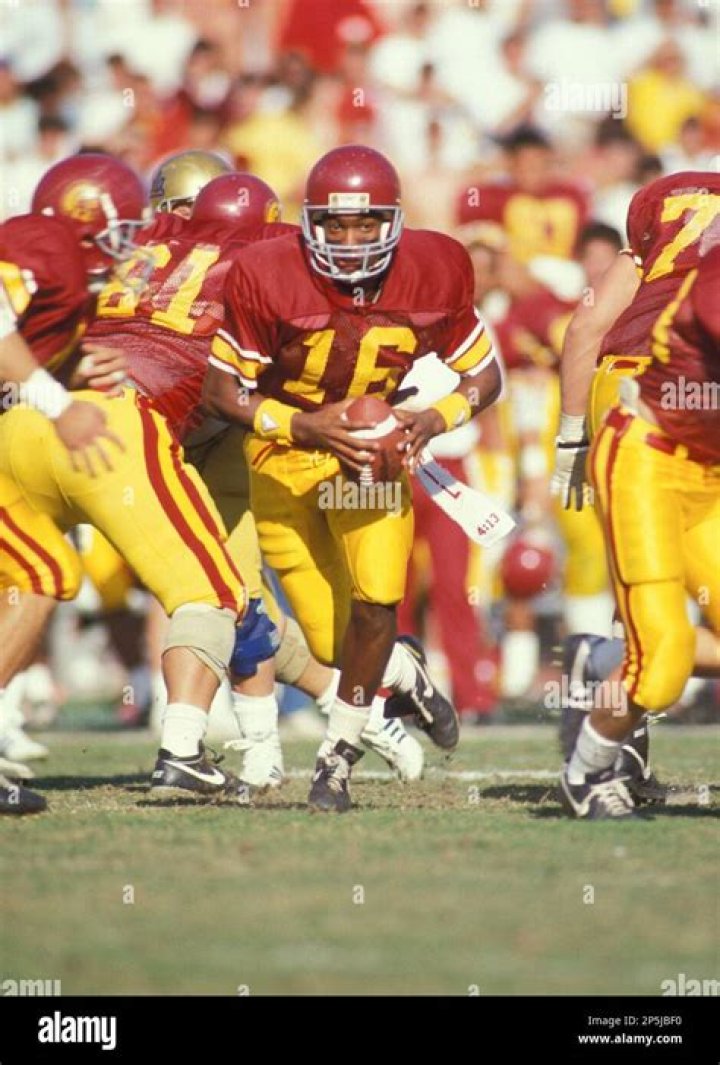 Rodney Peete: A Quarterback's Journey Through Football and Beyond
