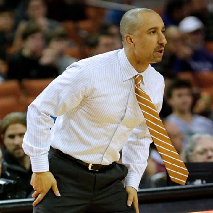 Shaka Smart: The Visionary Coach Revolutionizing College Basketball
