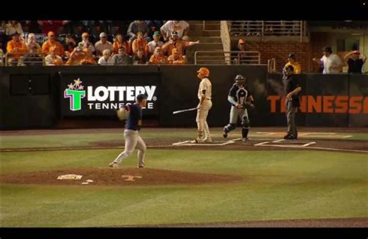 Tennessee Baseball's Undefeated Start Snapped in 7-6 Loss to ETSU in 10 Innings