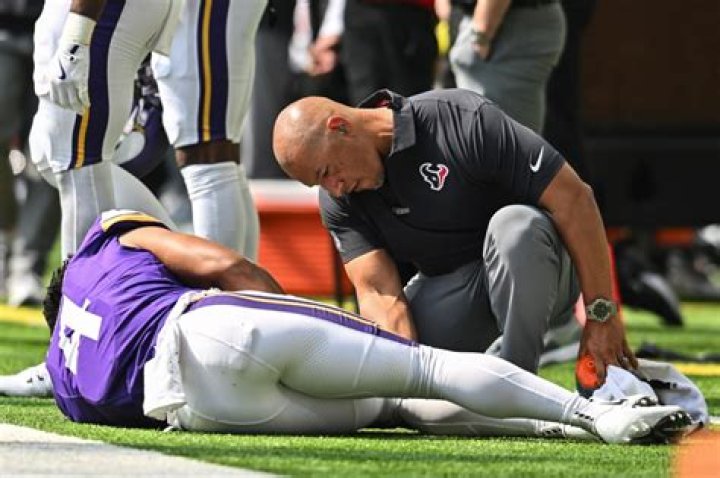 Vikings Add Dynamic Catch-and-Run Threat, Agreeing to Terms with Receiver Rondale Moore