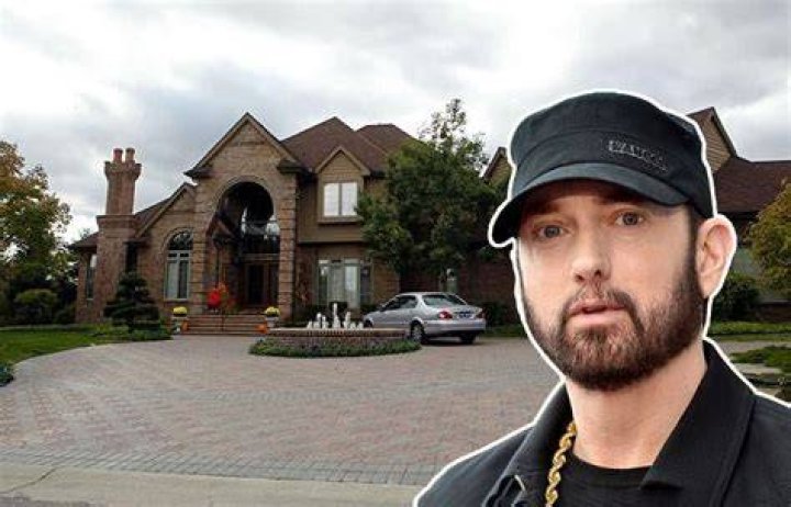 Where Does Eminem Live? Discover the Life and Home of the Legendary Rapper