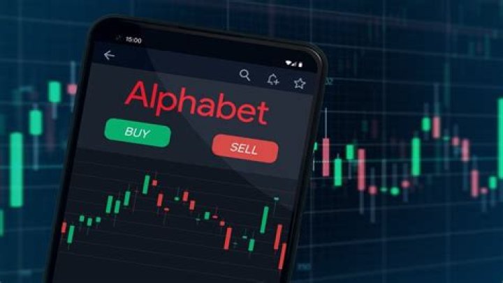 Why Alphabet Stock is the Smart Investment Move You Shouldn&rsquo;t Miss