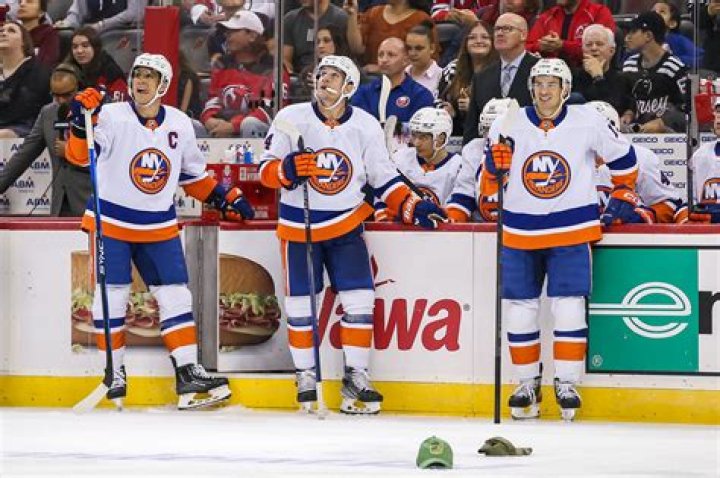 Why Every Hockey Fan Needs to Know About NY Islanders