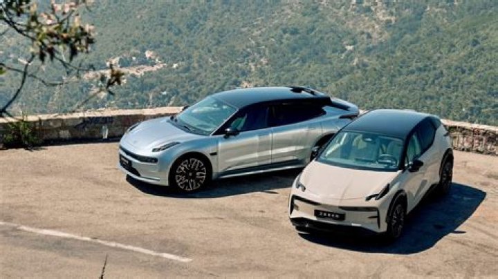 Zeekr X vs 001: The Ultimate Showdown in the Electric Vehicle Arena